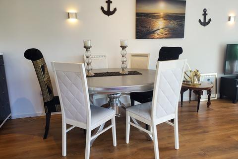 2 bedroom apartment to rent, Rushford Warren, Mudeford, Christchurch BH23