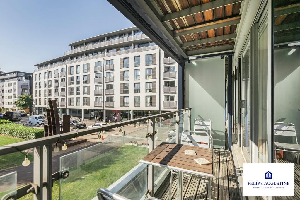 Full size balcony