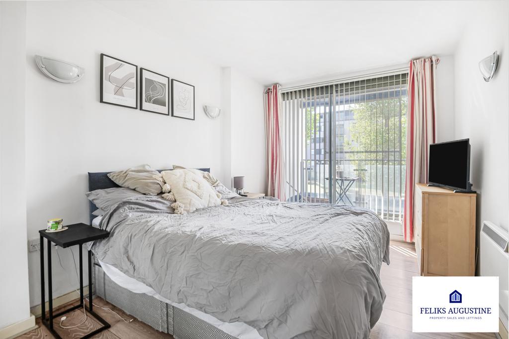 Double Bedroom