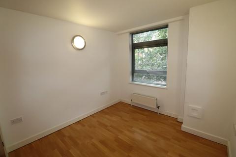 2 bedroom flat to rent, The Cube, Northampton NN1