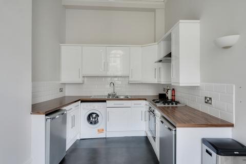 undefined, First Floor Flat South (Flat ), Saville Place, BS8
