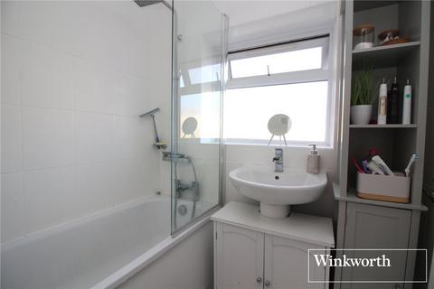 30 Knebworth Path, Borehamwood, WD6 2QW