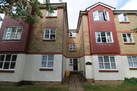 1 bedroom apartment to rent, Oliver Court, Isleworth