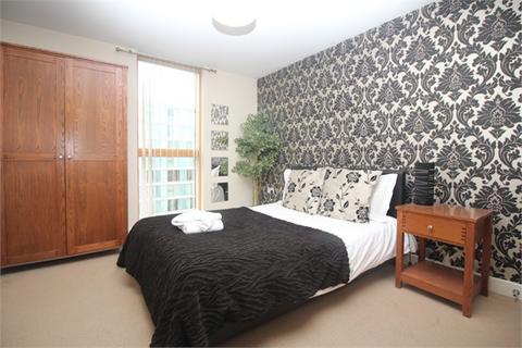 2 bedroom apartment to rent, Garnet House, Vizion