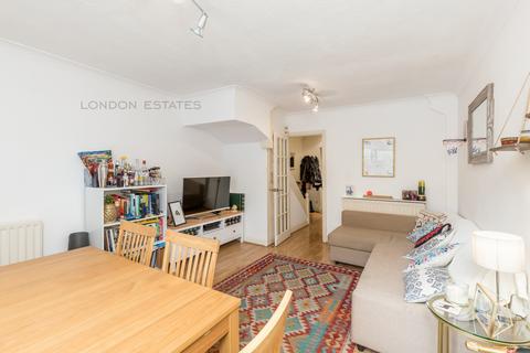undefined, Ravenscourt Gardens, Hammersmith, W6