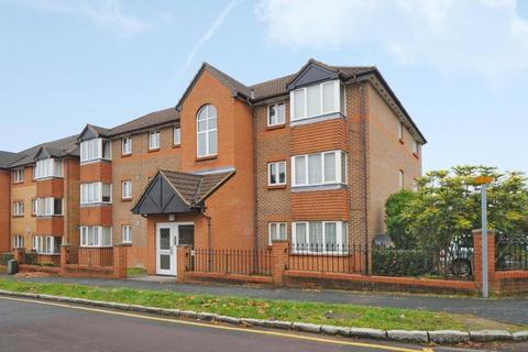 2 bedroom apartment to rent, Camberley, Surrey