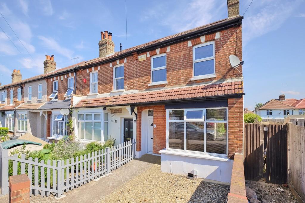Perry Hall Road, Orpington 2 bed end of terrace house £310,000