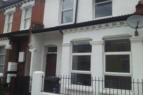 4 bedroom terraced house to rent, Mauleverer Road, London SW2