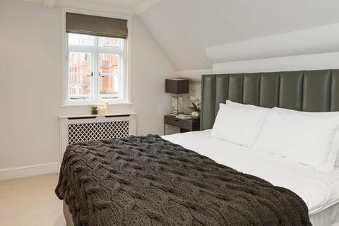 4 bedroom flat to rent, North Audley Street, Mayfair, W1K