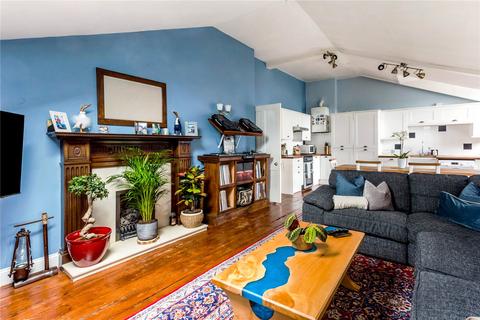 undefined, Warden Hill Road, Cheltenham, Gloucestershire, GL51
