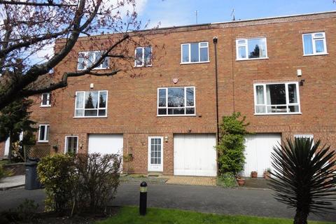 3 bedroom terraced house to rent, South Drive, Edgbaston