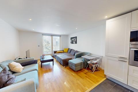 2 bedroom flat to rent, West Street
