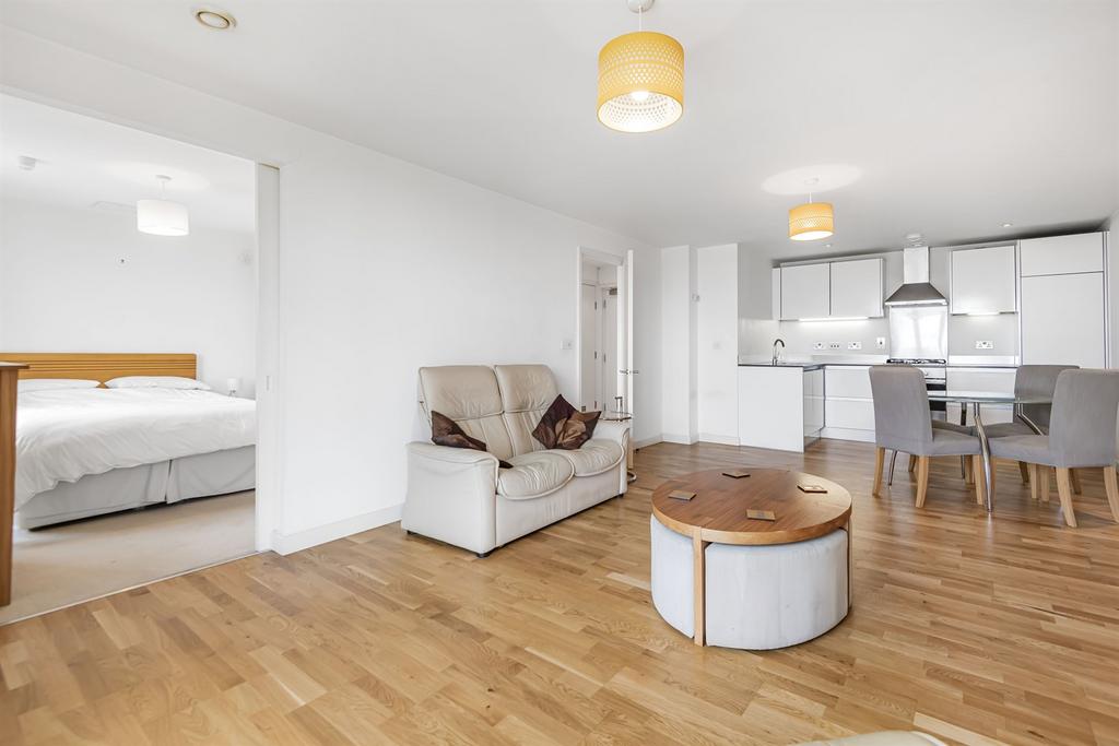 Lounge/Bedroom