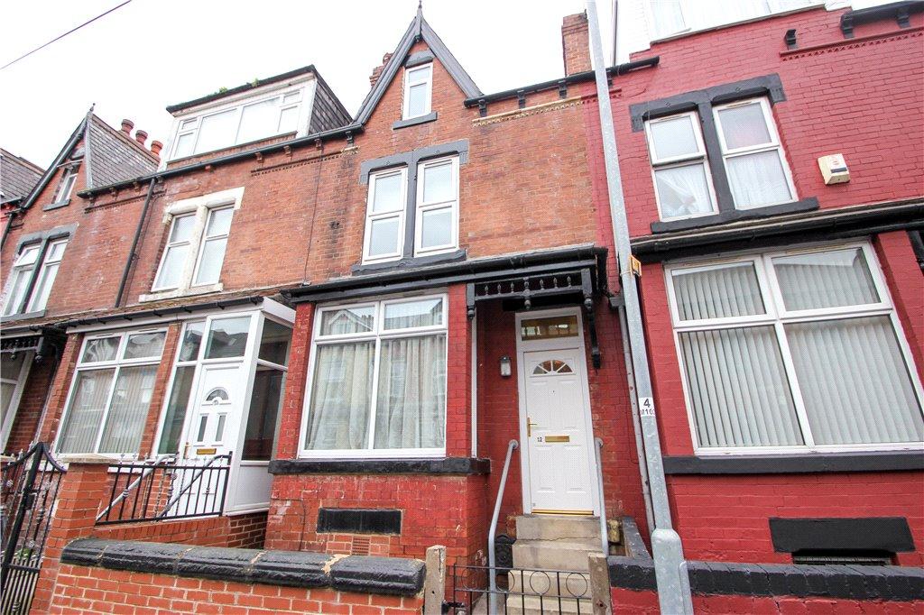 Markham Avenue, Leeds, West Yorkshire 4 bed terraced house £145,000