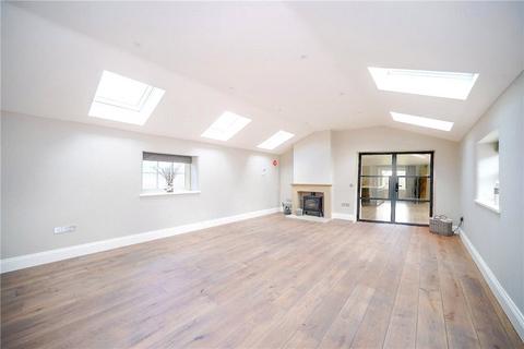 3 bedroom detached house to rent, Long Lane, Felliscliffe, Harrogate, North Yorkshire