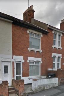 2 bedroom terraced house to rent, Newhall Street, Swindon SN1