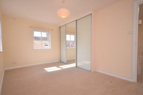 2 bedroom flat to rent, Red Post Hill, Herne Hill, London, SE24