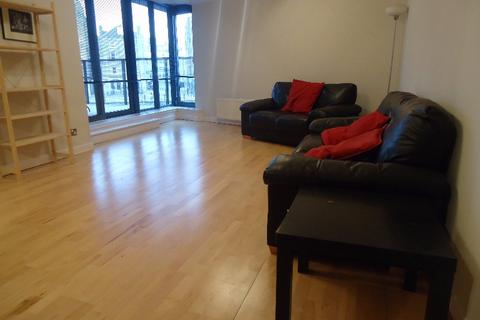 2 bedroom flat to rent, Sandport Way, Leith, Edinburgh, EH6