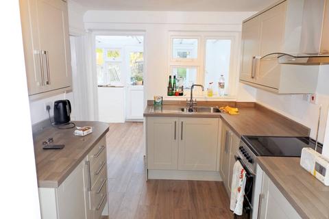 2 bedroom end of terrace house to rent, West End, STREET