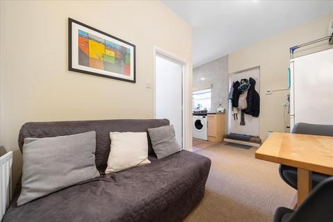1 bedroom flat to rent, Old York Road, Wandsworth, London, SW18