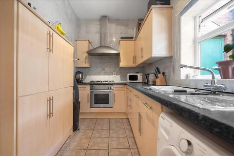 1 bedroom flat to rent, Old York Road, Wandsworth, London, SW18