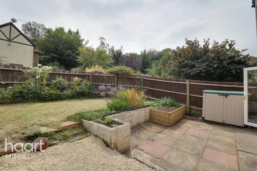 2 bedroom end of terrace house to rent