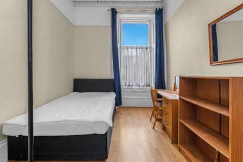 5 bedroom flat to rent, Mayfield Road, Newington, Edinburgh, EH9