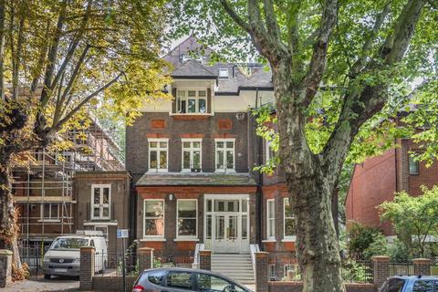 2 bedroom apartment to rent, Fitzjohns Avenue,  Hampstead,  NW3