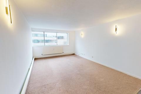 3 bedroom flat to rent, Eaton Road, Hove, BN3