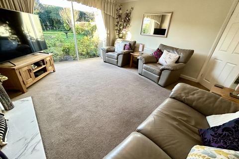 22 Hawthorn Road, Wylde Green, Sutton Coldfield, B72 1ET