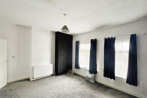 2 bedroom terraced house to rent, Devonshire Road, Heaton, Bolton