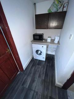 1 bedroom in a house share to rent, Room 5, Eastwood Road, Balsall Heath,Birmingham,B12 9NA