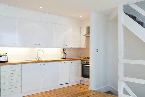 2 bedroom terraced house to rent, Alba Place, Notting Hill, Kensington & Chelsea, W11