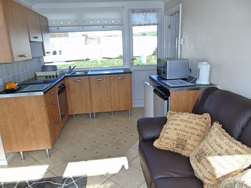 Carmarthen Bay Holiday Park, Kidwelly, Carmarthenshire. SA17 5HQ 3 bed