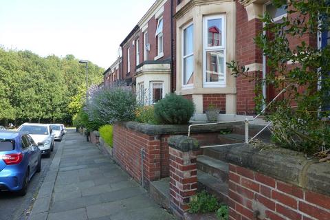 2 bedroom terraced house to rent, Salisbury Gardens, Jesmond Vale, Newcastle upon Tyne NE2