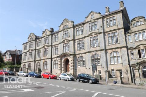 2 bedroom flat to rent, Shirehall, Newport