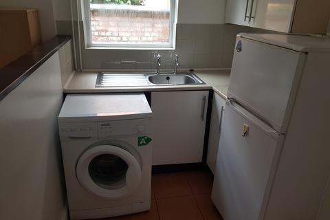 1 bedroom flat to rent, Clarendon Park Road, Leicester LE2