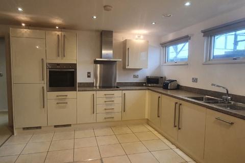 2 bedroom house to rent, Aurora, Kings Road, Swansea. SA1 1FY