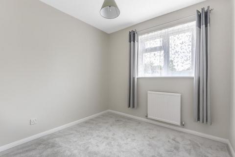 2 bedroom end of terrace house to rent, Lightwater,  Surrey,  GU18