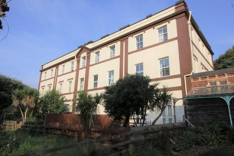 3 bedroom apartment to rent, Berry Drive, Paignton TQ3