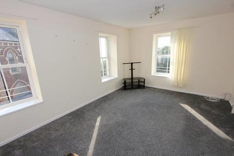 3 bedroom apartment to rent, Berry Drive, Paignton TQ3