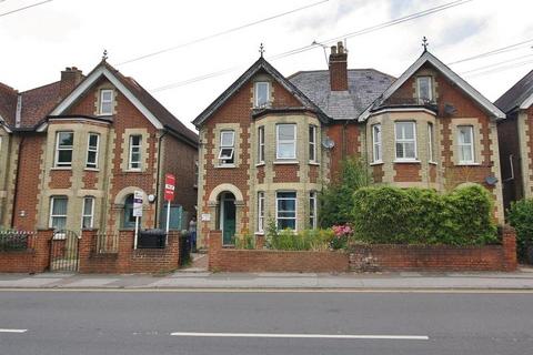 1 bedroom apartment to rent, York Road, Guildford, Surrey, GU1