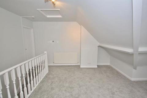 1 bedroom apartment to rent, York Road, Guildford, Surrey, GU1