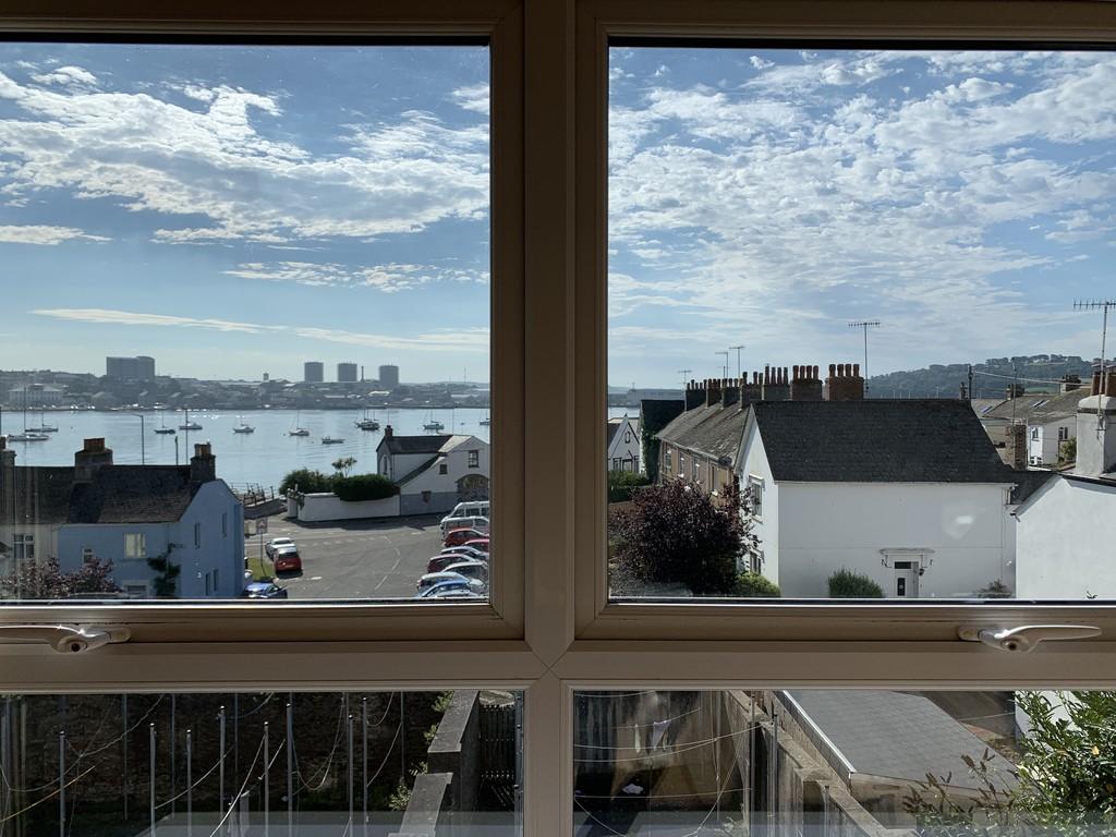 Salamanca Street, Torpoint 3 bed to rent £750 pcm (£173 pw)