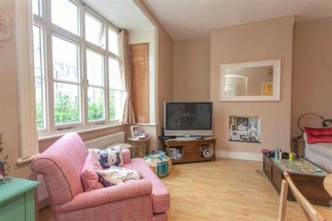 1 bedroom flat to rent, St Stephens Avenue, London, W12 8JH