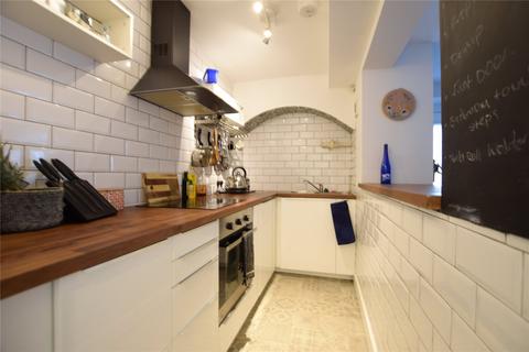 1 bedroom apartment to rent, Russell Street, Reading, Berkshire, RG1