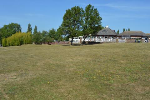 2 bedroom semi-detached bungalow to rent, Cockleton Lane, Gurnard Pines