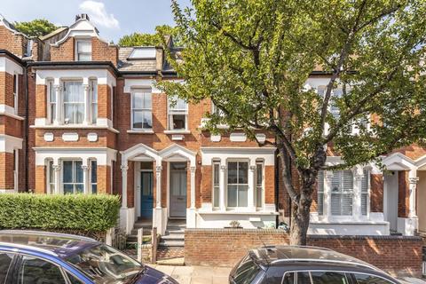 Upper Flat, 16 Waterlow Road, London, N19 5NH