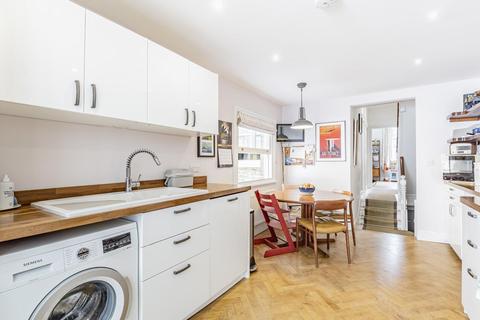 Upper Flat, 16 Waterlow Road, London, N19 5NH