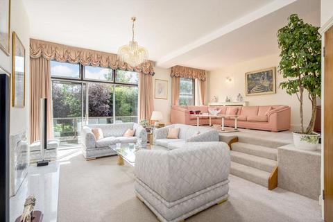 6 bedroom terraced house for sale, Rudgwick Terrace, Avenue Road, London, NW8